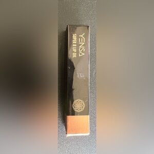 Yensa super 8 lip oil